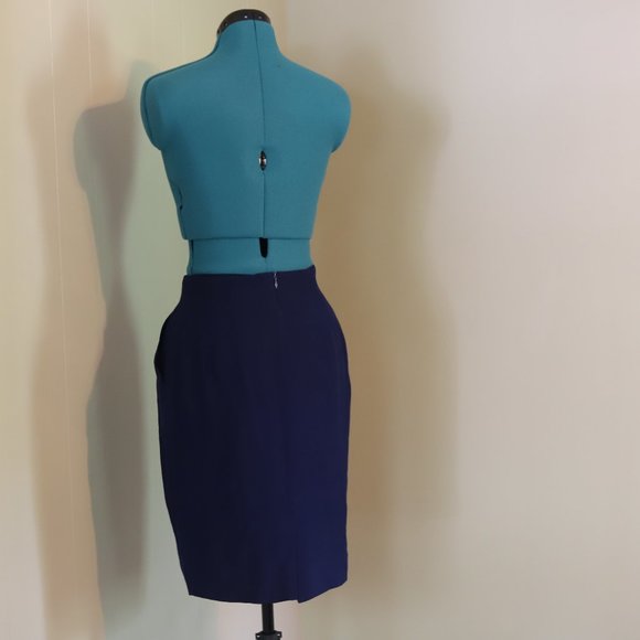 Vintage Dana Buchman | 100% Silk Skirt - Picture 3 of 8